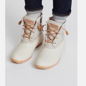 SPERRY girls saltwater boot